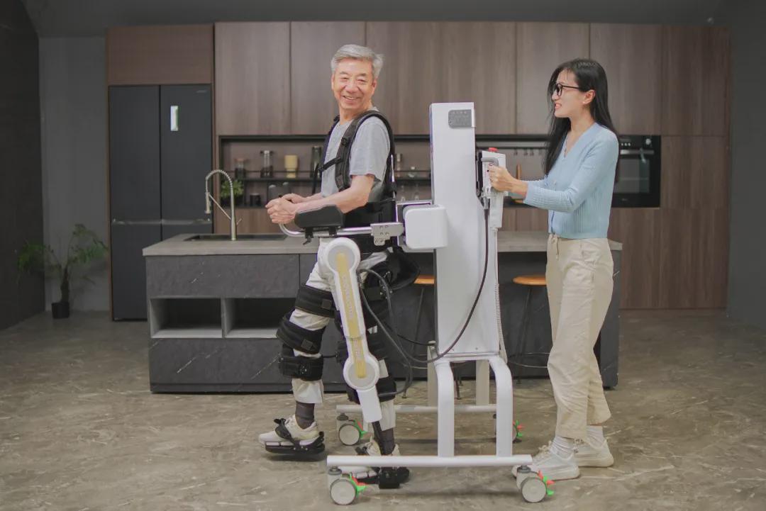行走里程绕地球两圈！具身智能外骨骼研发商「程天科技」完成B轮融资！(图2)
